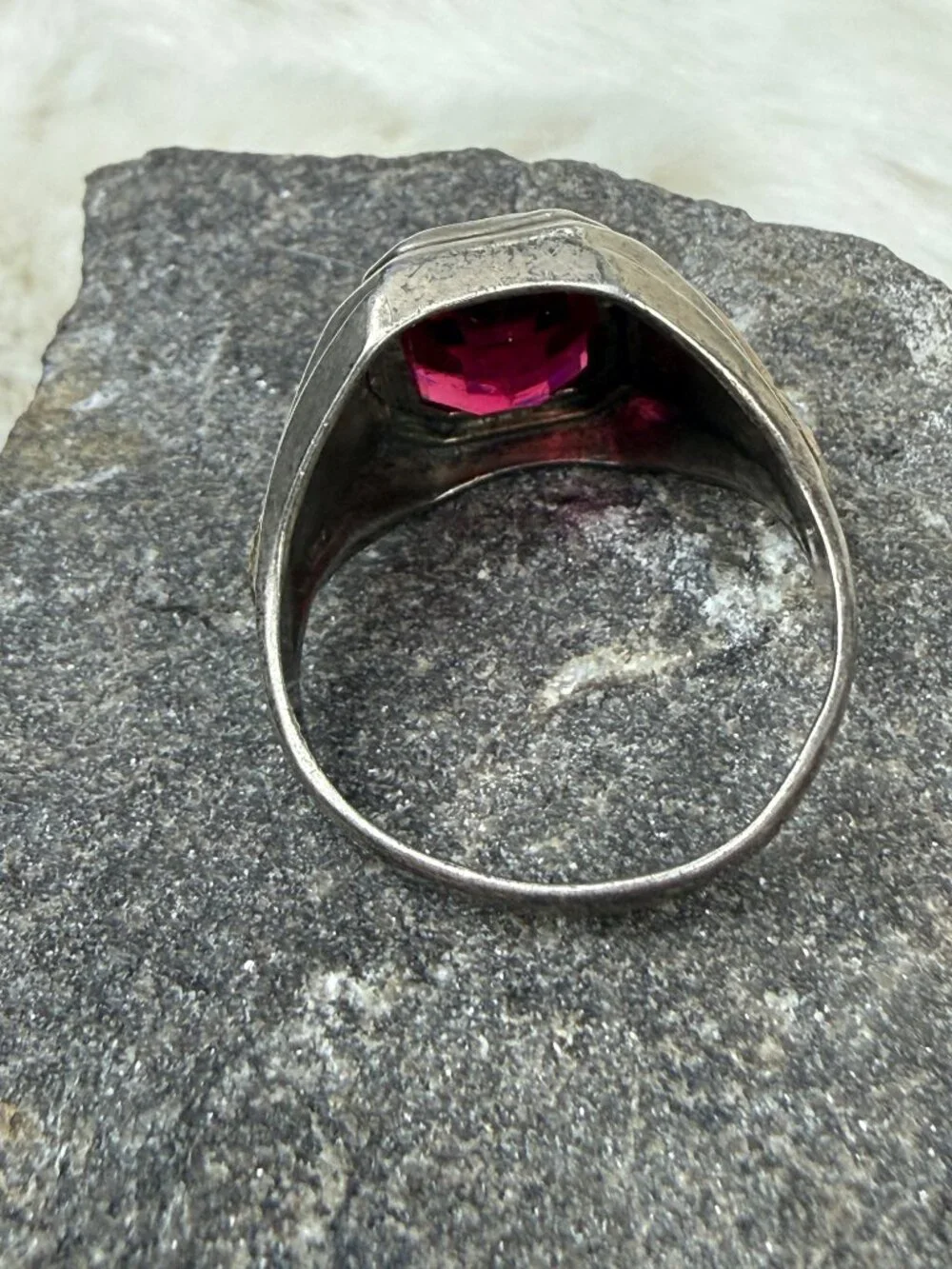 Vintage Art Deco Red Glass Sterling Silver Ring Size 11